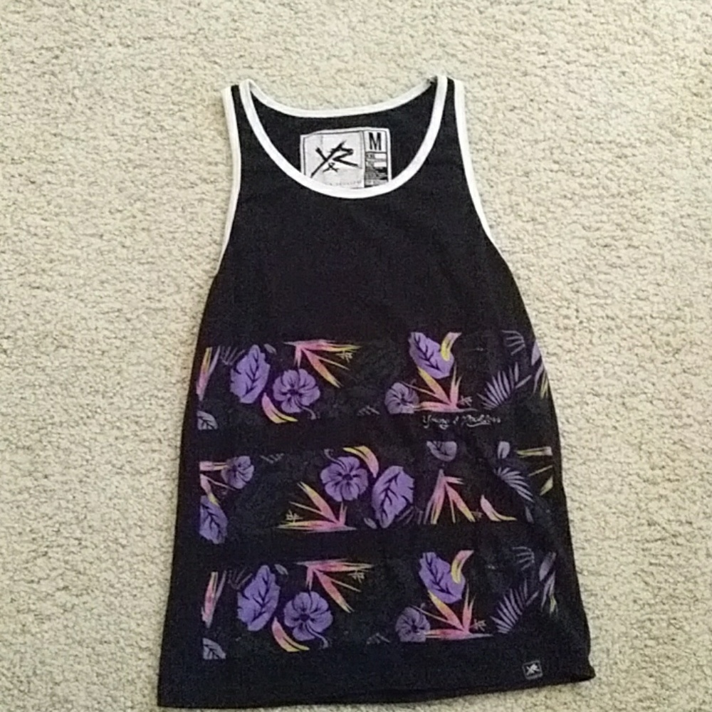 Flowed tank